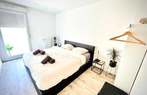 New apartment near Paris with balcony and free parking - Foto 2