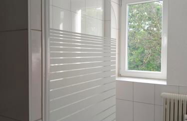 City Apartment 1#Netflix &Wlan &Kingsize Bett &Kaffee Maschine & Zentral & 500m Innenhafen & 2 min U Bahn - Photo 25