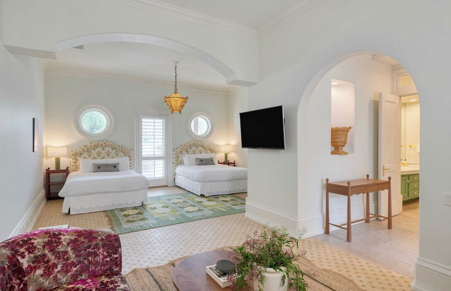 The Pond Estate by Avantstay Maximalist Designer Compound w/ 2 Casitas, Indoor + Outdoor Pools, Tennis Court, & Gorgeous Mountain Views 12k Sqft - Foto 40