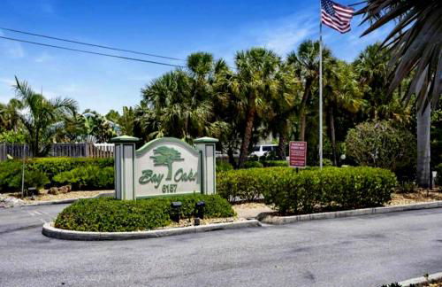 Two-Level, Heated Pool, Trolley to Beach & Village - Foto 32