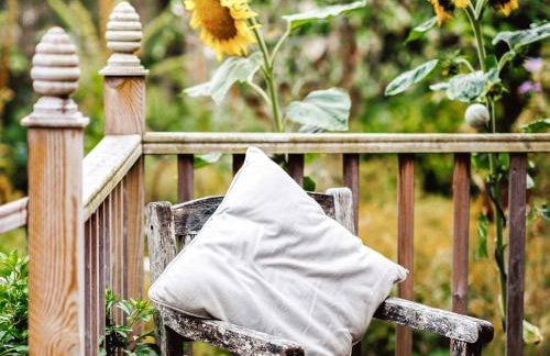 The Challoners - Photo 21