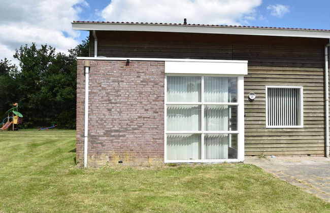Holiday Home in Flevoland With Pool - Foto 18