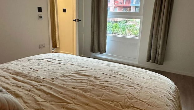 Beehive Suite - City Chic London Apartment - Foto 3, Zimmer