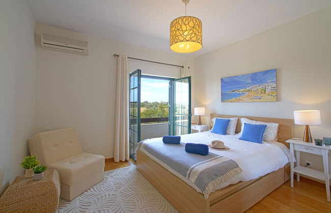 3 bedroom House in Albufeira with swimming pool and garden - Photo 4