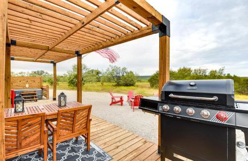Remote Strawn Container Home with Hot Tub! - Foto 22