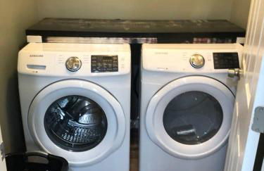 Downtown Contemporary yet Cozy Fun - Foto 18