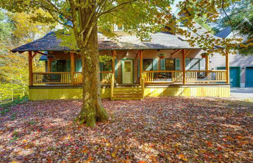 Private Deck and Fire Pit Adirondack Family Home - Foto 37