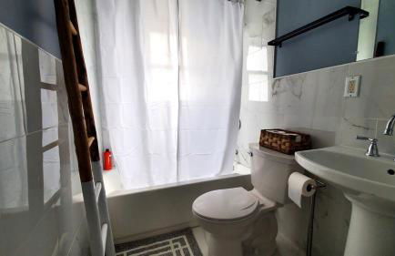 The Blue Sapphire 2BR 2 King beds & ample backyard - Foto 56