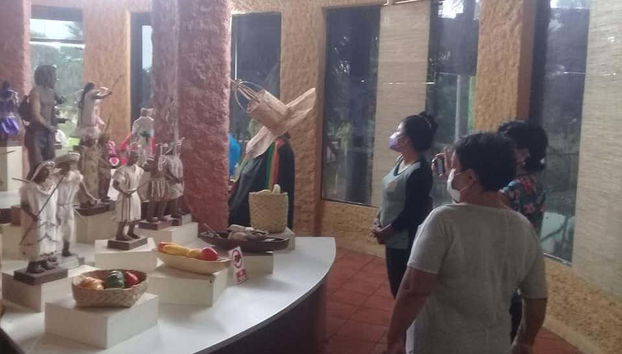 Visita guidata del Museo Kenneth Lee