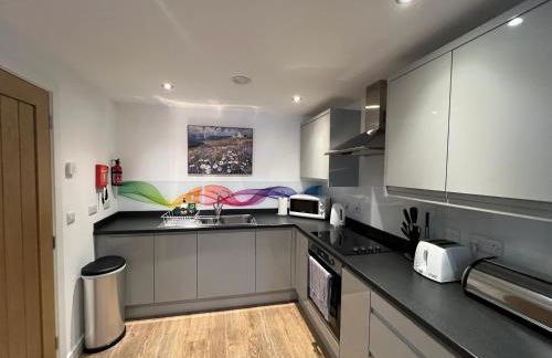 Glastonbury Sacred Vault, 1 Bedroom, Split-Level - Photo 13