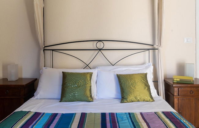 Villa Il Casale Onifai Intera - Foto 15