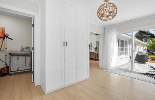 NEW! The White House, with 2 King Ensuites close to Parris Island and Downtown - Foto 27