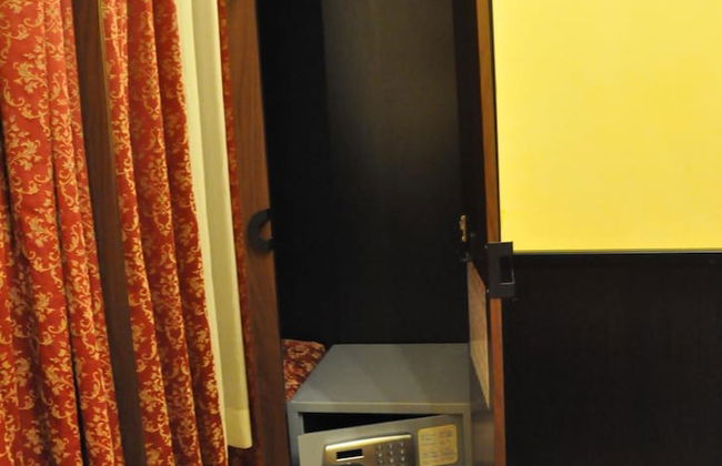 Funny Palace Hostel - Foto 15