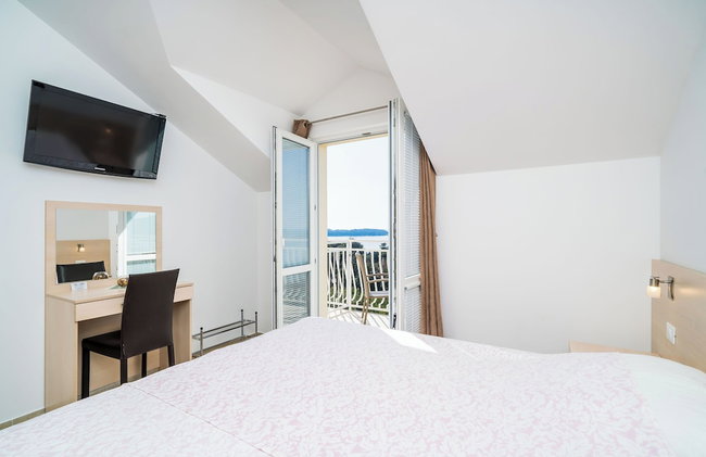 Villa Samba - Superior One-Bedroom Apartment with Balcony and Sea View - Foto 47