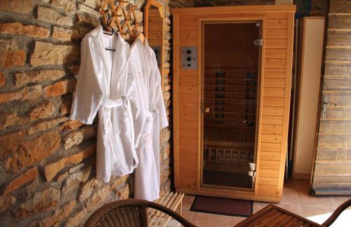 Family friendly house with a swimming pool Gluici, Krka - 11337 - Foto 11