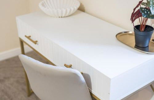 Spacious 4-Bed Home Near Cribbs & Bristol - Foto 20