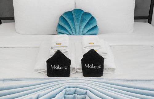 Spacious 5BR Coastal Retreat - 8 Beds Beach & Golf - Photo 15