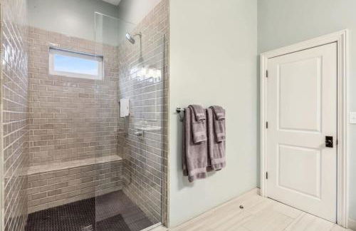 The Burgundy Penthouse Steps to the French Quarter - Foto 21