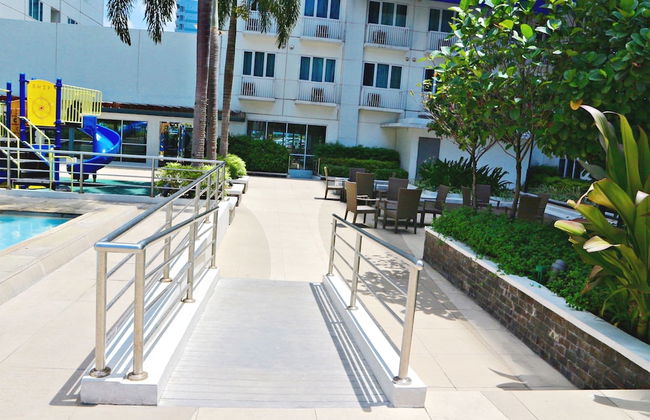 CondoDeal at Sea Residences - Foto 39