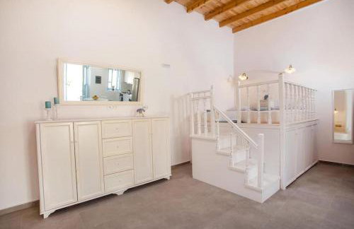 Traditional Luxury House - Photo 16