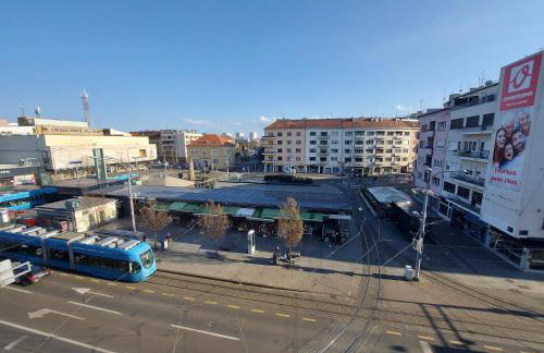 Apartments Square - Photo 33