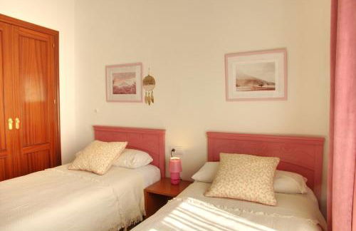 La Bodega del Mar - Luminoso y céntrico apto con piscina en verano y parking - Foto 47