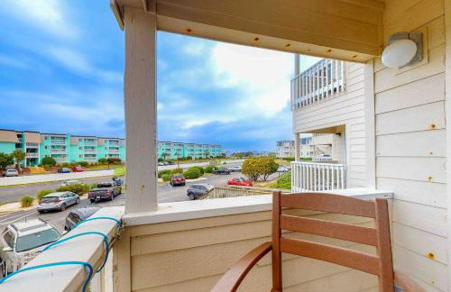 First-Floor Condo Steps from the Beach with Shared Pools, Hot Tub, Game Room - Foto 13