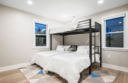 Tysons LUXE 6BR Modern and Spacious - Foto 27