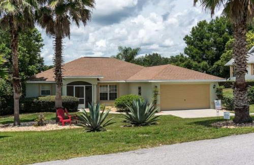 On the Course with a Pool - Foto 1