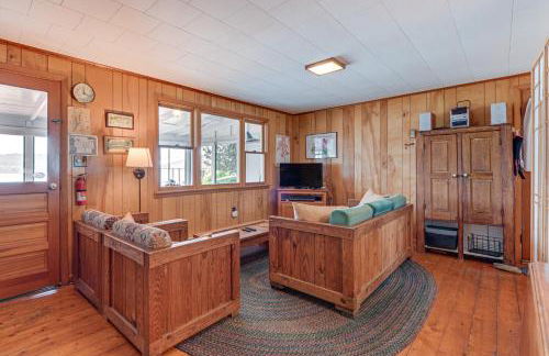 Dock and Rowboat Beechnut Bungalow on Keuka Lake - Foto 4