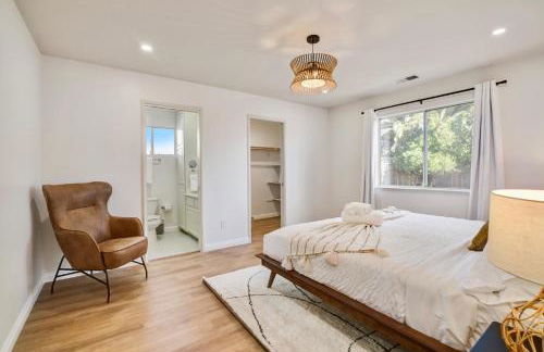 @ Marbella Lane - Stylish Cozy4br in Siliconvalley - Photo 24