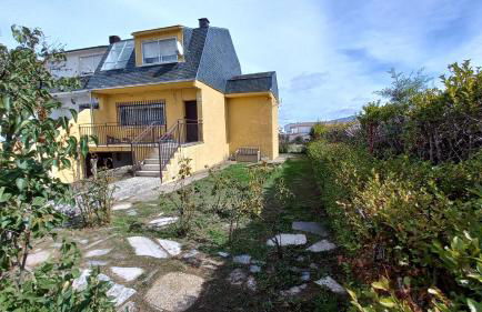 Casa Rural Alameda con chimenea y jardín - Photo 2