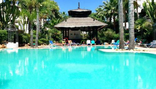 Beachside Luxury 2 bedroom apartment, Puerto Banus - Foto 4