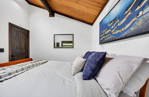 Chalet Seraphina - Cozy Pet Friendly Hot tub - Photo 26