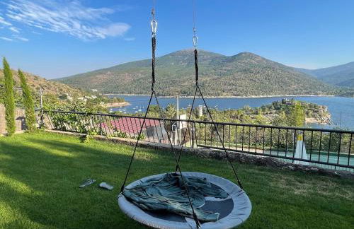 Villa con piscina, jacuzzi y basket junto al lago de El Burguillo - Photo 14