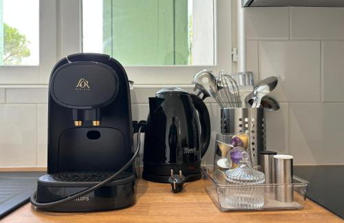 Portes de Paris RER C à 2 min WiFi & Parking Inclus - Foto 16