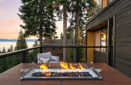 Lake View, Firepit, Game Room Remodeled Lake Tahoe Luxury Cabin by Avantstay - Foto 80