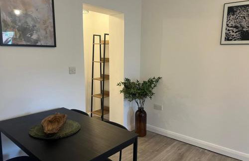 Gatwick 2 Bed Apartments Free Parking - Foto 48