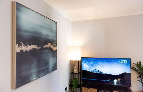 4 Bedroom Home - Contractor Ready - 2 Mins to Town CM7 - Foto 29