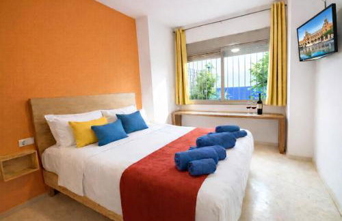 Apto T Patio Sevillano - Garaje privado con carga eléctrica - Photo 2