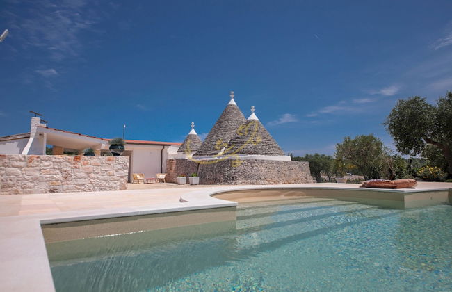 TD Trulli Benedetta w Pool in Peaceful Nature - Foto 1