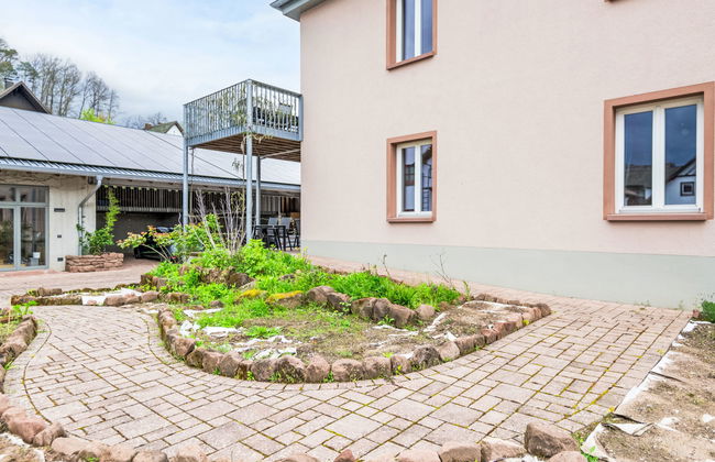4 bedroom Apartment in Fischbach bei Dahn with garden and terrace - Photo 31