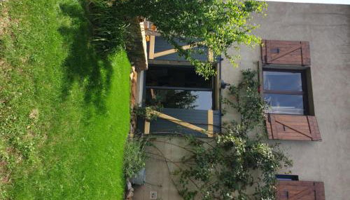 Charmante maison de famille près de Lyon - Foto 2, Garden, Garden view