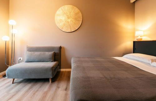 Mistral Apartments - Photo 12