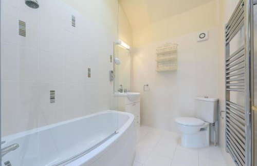 Coursehill Barn - Photo 12