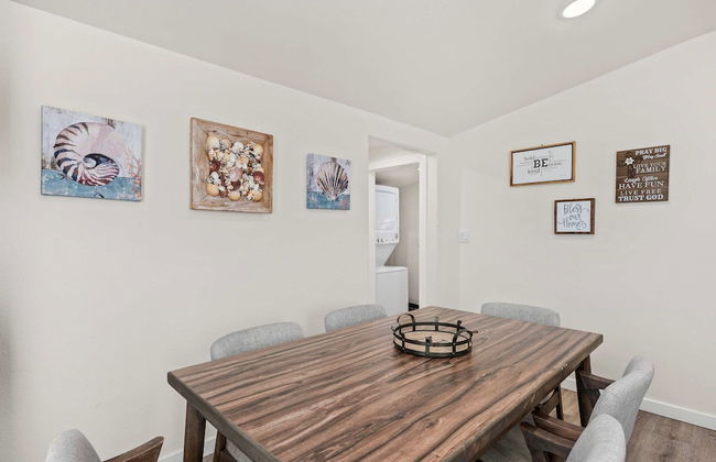 Charming Escape With Stylish Decor Outdoor Space - Foto 7