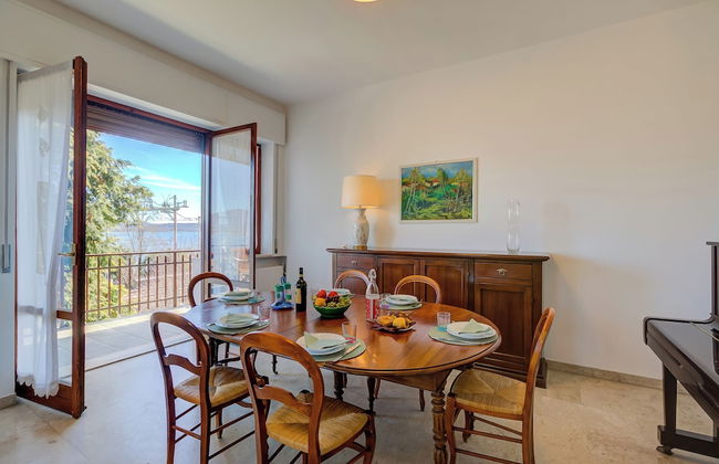 Blooming Villa Cos Lake View - Photo 23