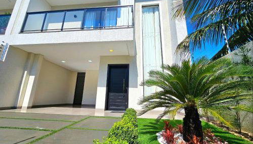 Casa Alto Padrão Novíssima 3 quartos - Foto 1