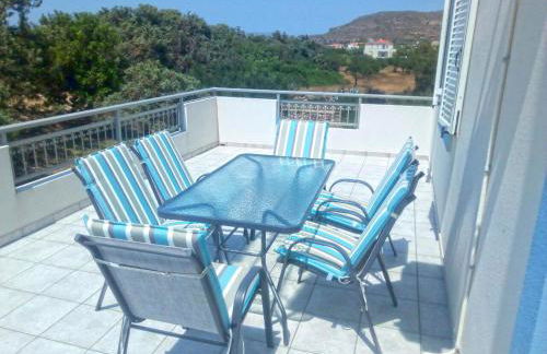 Elafonisos: Two storey house on the sea front - Foto 28