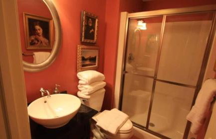 Secluded and Cozy Townhome at Tripp Lake - Foto 14